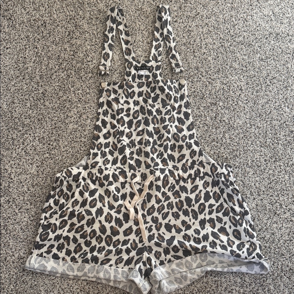 Venus Leopard Print Short Overalls - White & Black